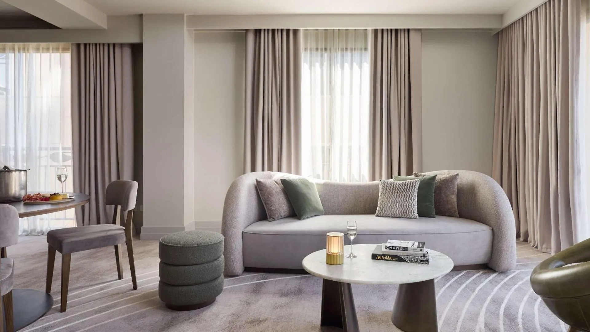 Hotel The Playford Adelaide - Mgallery